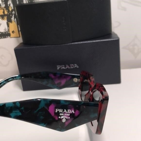 New Authentic Prada Red and Black Women\'s Sunglasses PR15Y main image 5
